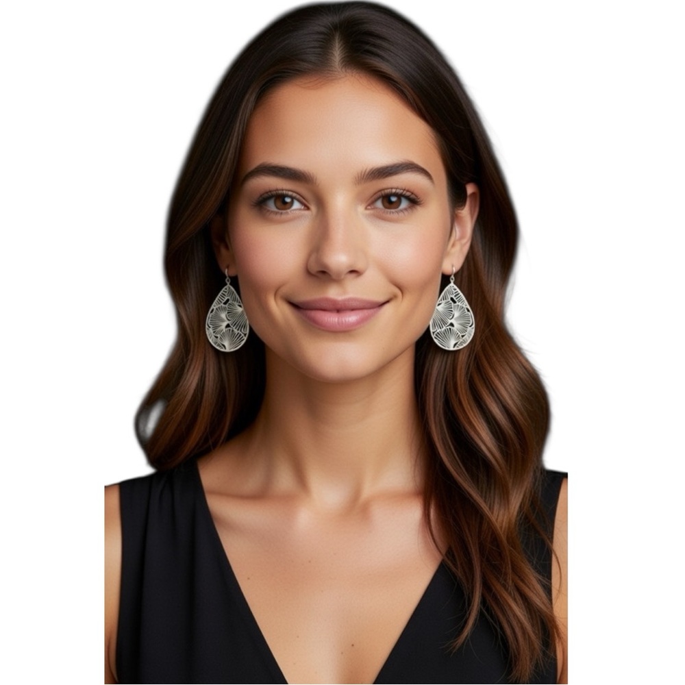 Bohemian Ginkgo Leaf Pattern Water Drop Earrings